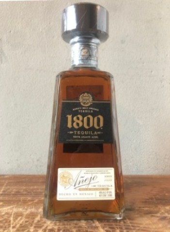 Tequila-Jose-Cuervo-1800-Anejo